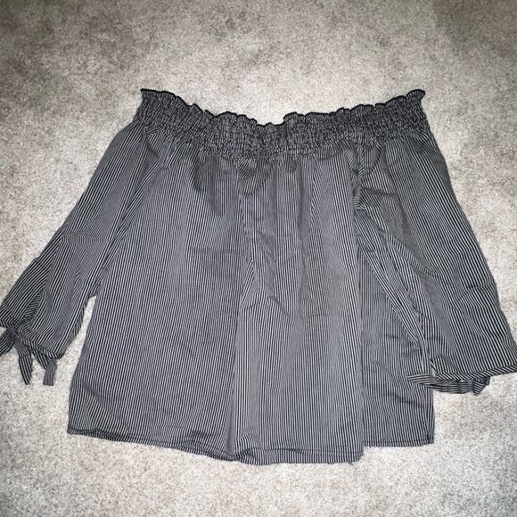 Gypsies & Moondust Off the Shoulder Striped Black and White Embroidered Top XL - Picture 9 of 9